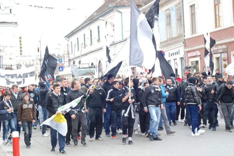 U Cluj ii asteapta pe suporteri la Tragul Cadourilor de Iarna