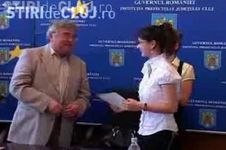 Iulia Plaian, tanara care s-a aruncat de la etajul 8, a terminat cu 10 Colegiul George Cosbuc