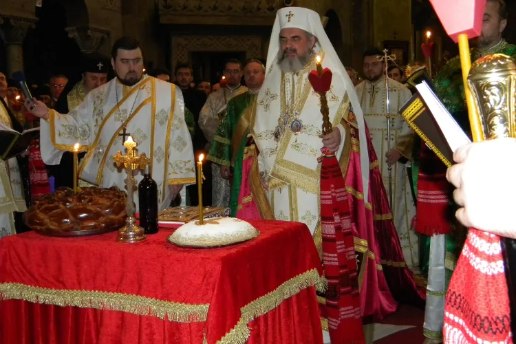 Patriarhul Daniel la Cluj! Prea Fericitul oficiaza slujba inchinata Sfantului Nicolae VIDEO