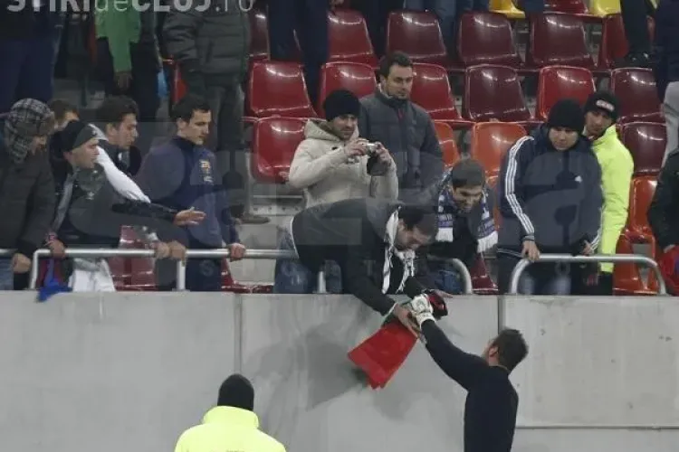 Huliganii de la Steaua au rupt tricoul lui Beto FOTO