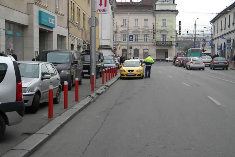 Politia i-a amendat pe smecherii care parcheaza pe Regele Ferdinand! Minunea a tinut o ora FOTO