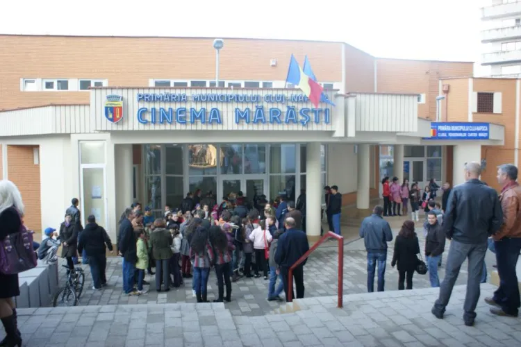 Spectacol de colinde la Cinema Marasti, marti, 20 decembrie
