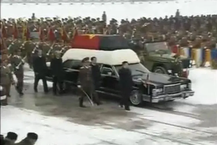 Funeraliile dictatorului nord-corean au inceput in aceasta dimineata