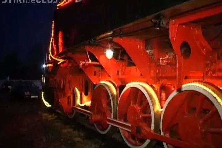 Locomotive impodobite de sarbatoare la Muzeul Depoului Dej VIDEO