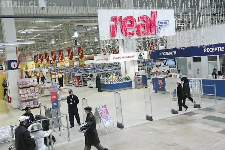 Hipermarketul Real Cluj, amendat cu 30.000 de lei pentru "disparitia" peste noapte a produselor expirate EXCLUSIV