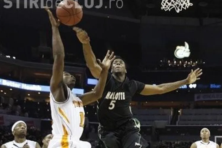 Pivot american de 2,11 cm testat de U Mobitelco Cluj