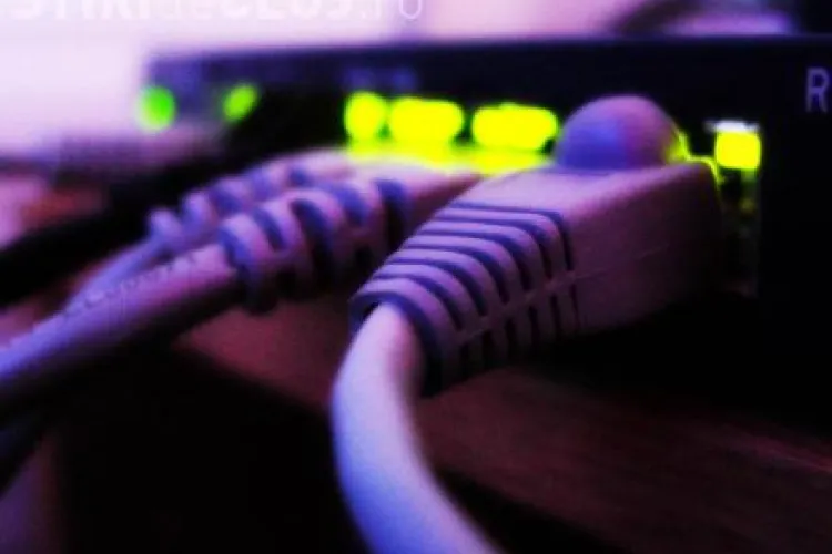 Premiera! Un clujean care fura internet din scara blocului a fost prins in flagrant EXCLUSIV