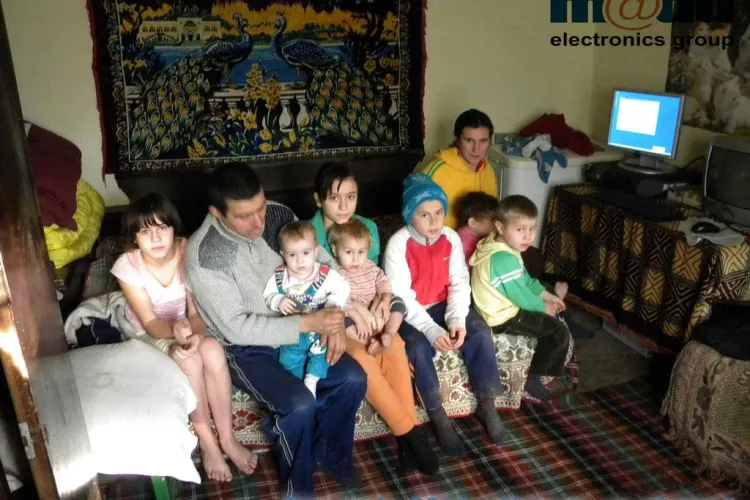 Zece copii au primit primul lor computer printr-o campanie initiata de Madd Electronics Group