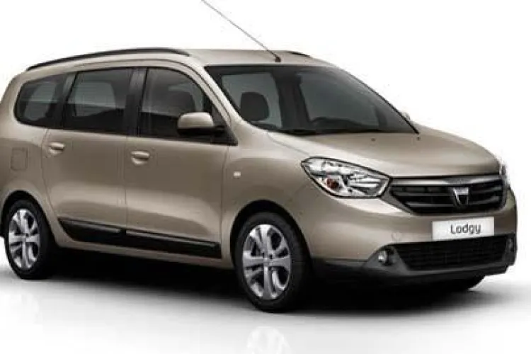 Asa arata monovolumul Dacia Lodgy! Vezi primele imagini