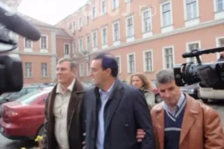 Procesul lui Sorin Apostu a fost amanat! Aspazia Droniuc a lipsit pe motiv de ... boala