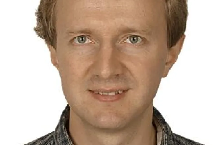 Un clujean ii acuza pe rectorul si prorectorul UMF Targu-Mures de plagiat