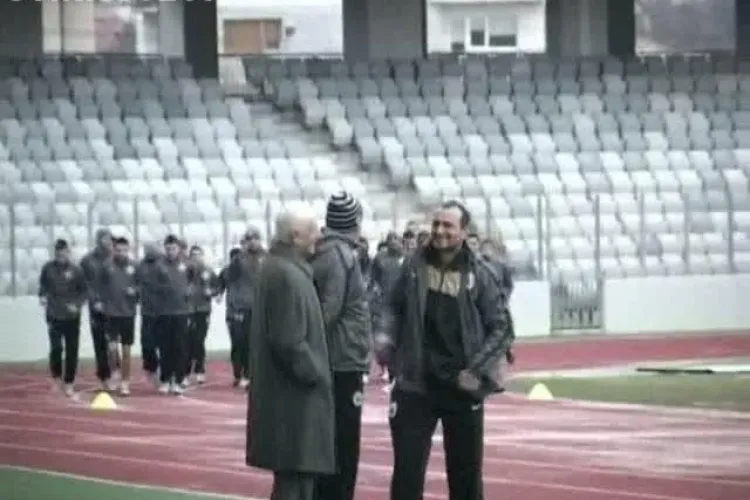 Vezi imagini de la reunirea lotului U Cluj! Baietii s-au si antrenat pe Cluj Arena VIDEO