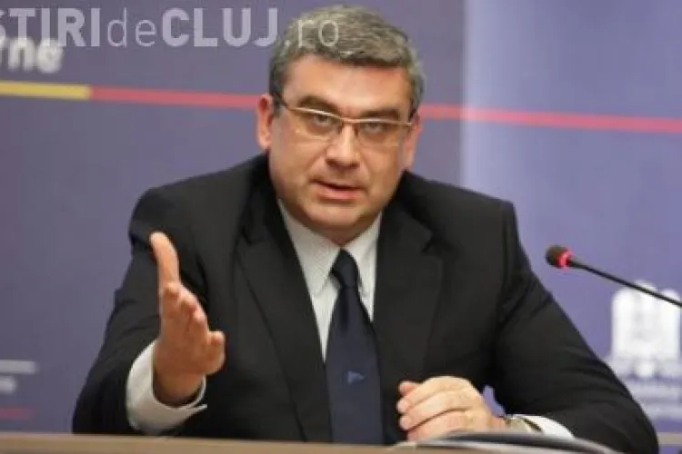 Baconschi, informat prin sms despre remaniere: Nu mi s-a reprosat nimic pe linie guvernamentala