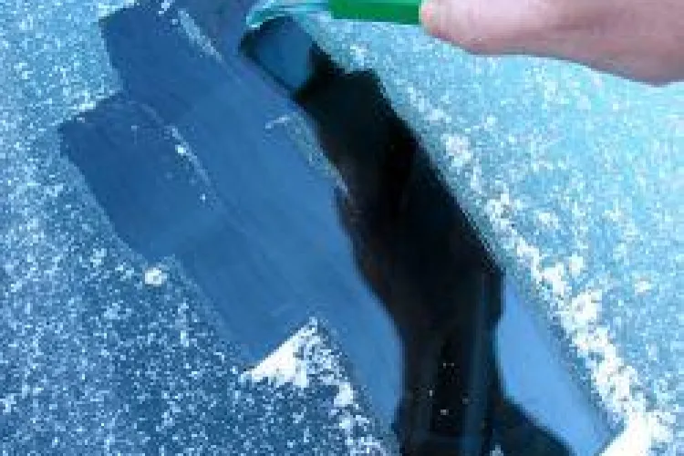 Motorina ingheata la -15 grade Celsius. Vezi un set de reguli pentru soferi 