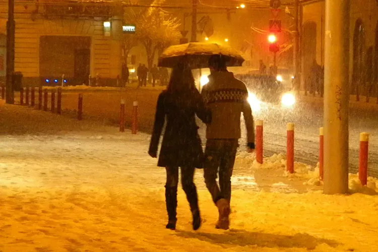 PROGNOZA METEO CLUJ! Pana duminica seara va ninge abundent, iar luni va fi ceata