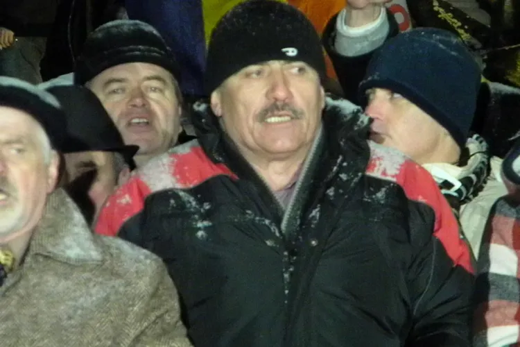 Protestatarii din Piata Unirii, bucurosi ca Sorin Apostu a demisionat