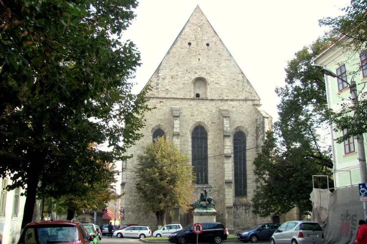 Strada Kogalniceanu, pietonala de la cladirea Colegiului Academic si pana la bastionul Croitorilor