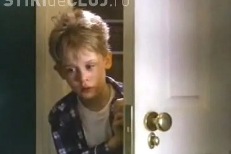 Asa arata acum actorul din "Singur acasa"! Imaginile ingrijoratoare cu vedeta FOTO