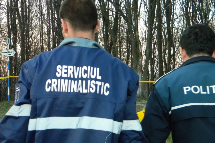 Criminalii de la Cornesti, condamnati la 18 ani de inchisoare pentru ca si-au strangulat si incendiat vecinul