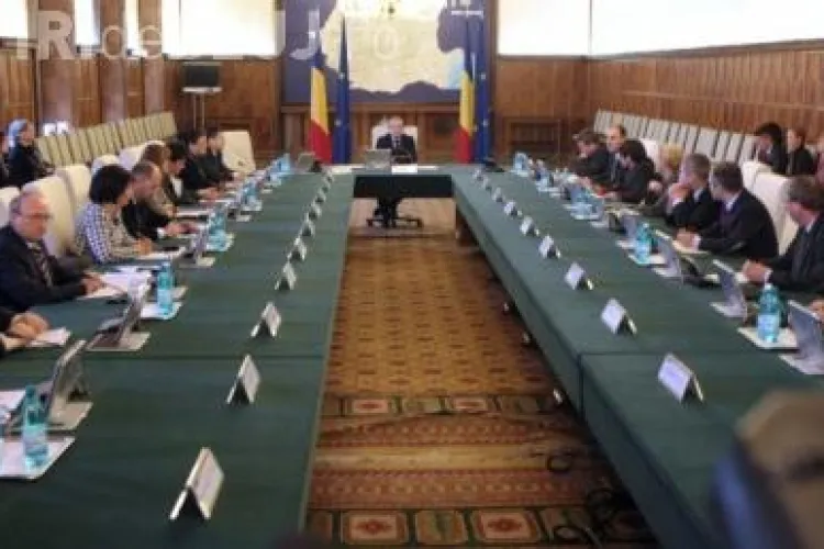 Ce ministri pleaca si care raman in cabinetul Ungureanu