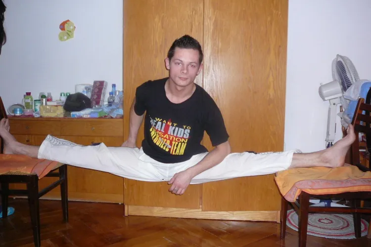 Van Damme de Cluj! Un clujean de 22 de ani vrea sa joace intr-un film gen Sport Sangeros! - Galerie FOTO