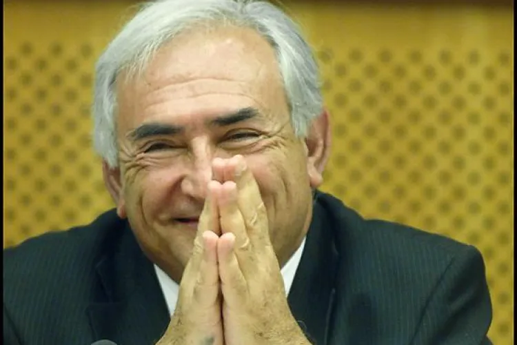 Directorul FMI sustine ca s-a opus scaderii salariilor cu 25%. Decizia a fost a Guvernului