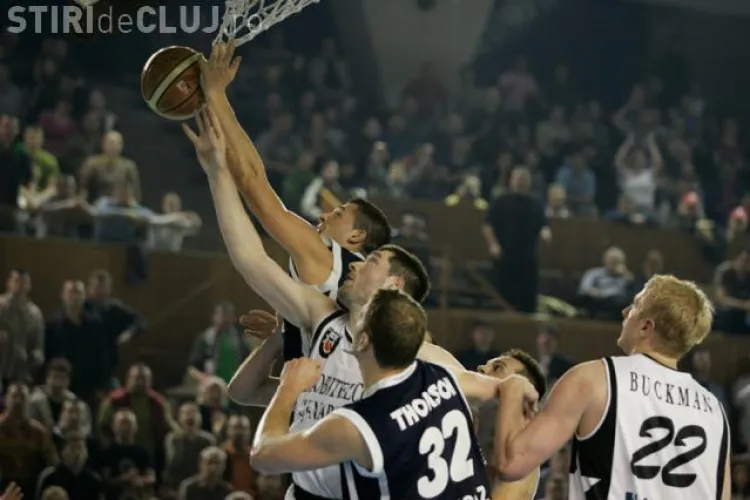 Meci de infarct. "U" Mobitelco - CSU Ploiesti 76 - 77 (44-42) - Azi urmeaza razbunarea?