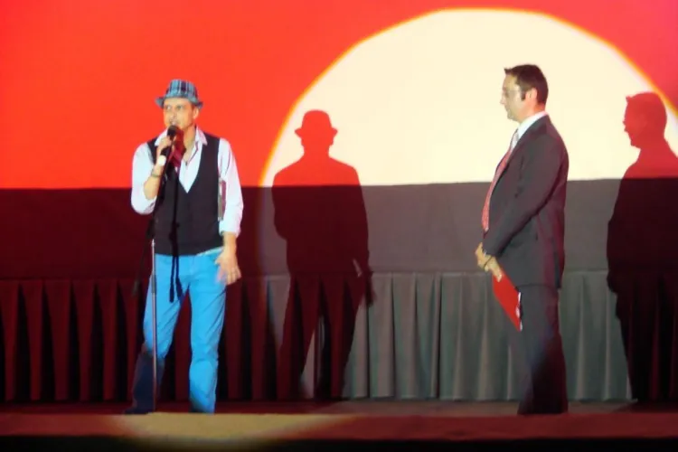 TIFF Cluj - Tarom a inlocuit avioanele mici cu Boeinguri pentru ca cinefilii sa ajunga la Festivalul de la Cluj