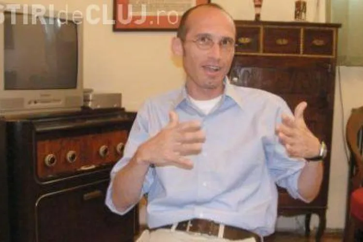 Directorul Operei Romane din Cluj-Napoca, Rares Trifan, a incasat 25.000 de lei pentru un spectacol, iar angajatii ii cer demisia