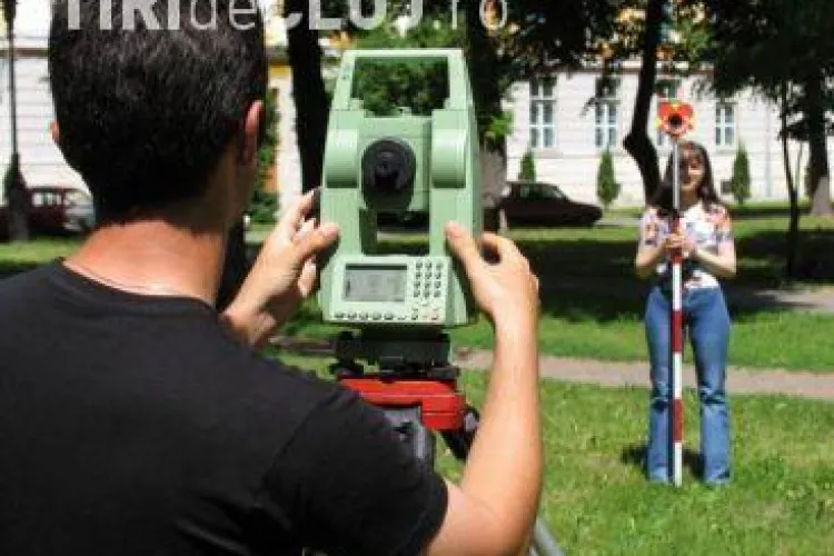 Angajatii de la Oficiul de Cadastru Cluj au declansat greva de avertisment, intre 11.30 - 13.30