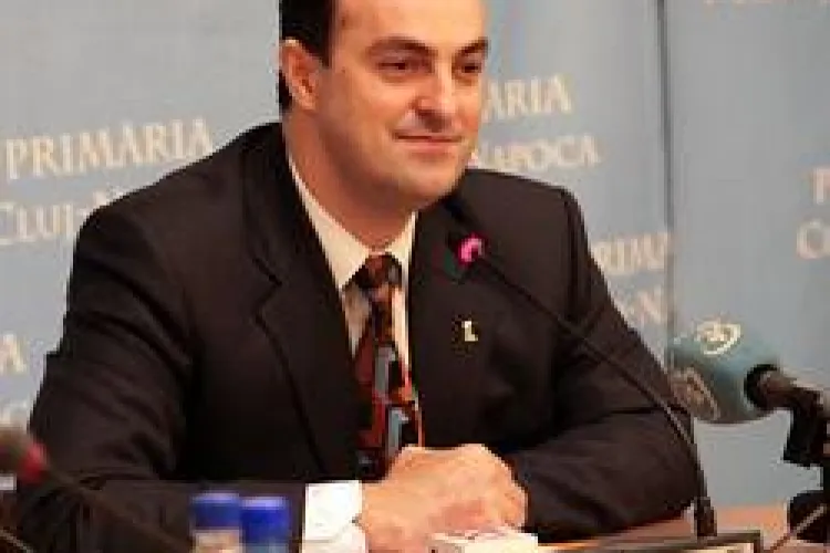 Primarul Sorin Apostu vrea sa reorganizeze institutia pe care o conduce