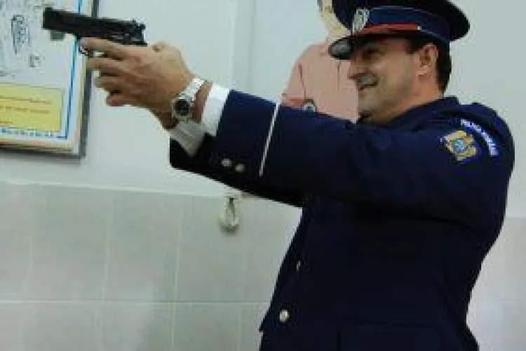 Apostu asculta de ordinele lui Emil Boc si da un exemplu. 279 de angajati din primaria Cluj-Napoca "executati" dintr-un foc