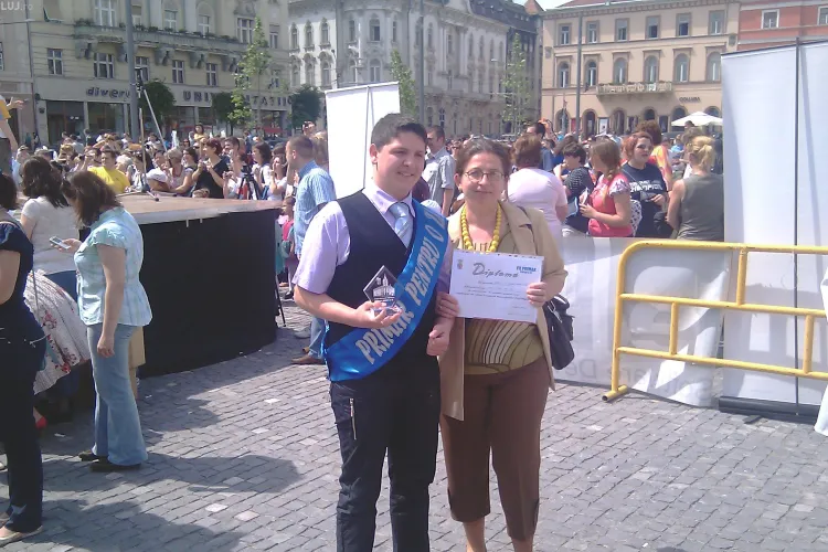 Clujul si-a ales primarul pentru o zi. Este vorba de un tanar de la Colegiul Tehnic de Telecomunicatii