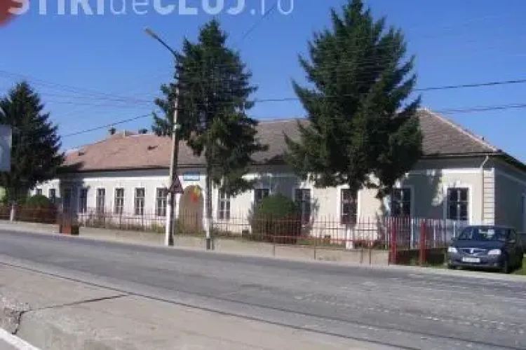 CRIZA: Primarul din comuna Mihai Viteazu vrea sa mareasca salariile angajatilor cu 15%