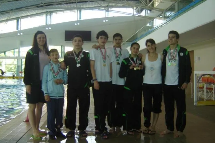 36 de medalii dintre care 20 de aur pentru sportivii clujeni la Campionatul National de Inot pentru Persoane cu Dizabilitati din Ungaria