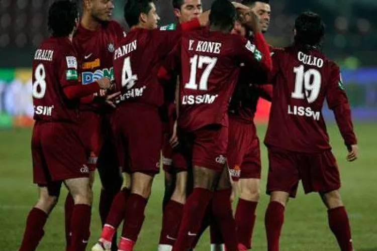 Lotul CFR Cluj se "imprastie". Dupa ce au luat Cupa si Campionatul strainii pleaca acasa