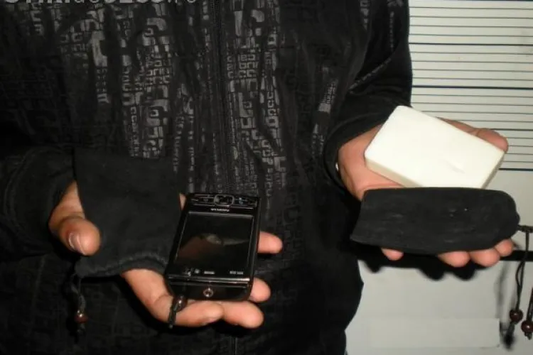 Un clujean a fost deposedat de telefonul mobil cu tehnica "sapunul"