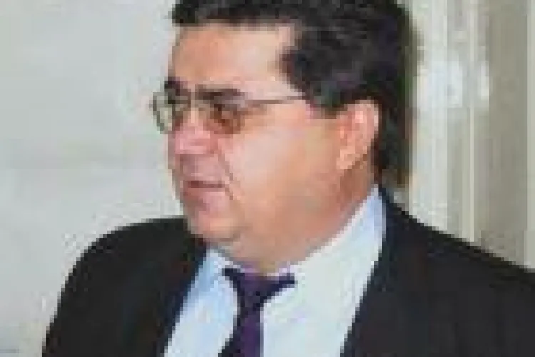 Functionarii publici si-au amanat greva pana in 21 mai