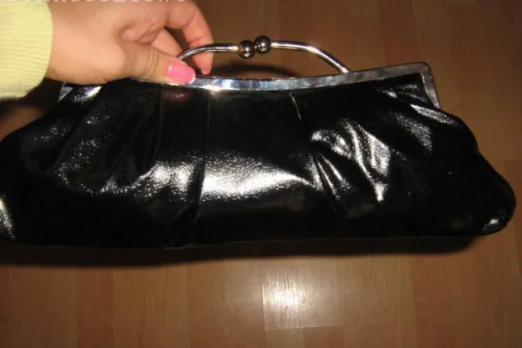 Un tanar clujean care a jefuit o femeie de 42 de ani a fost arestat pe 29 de zile