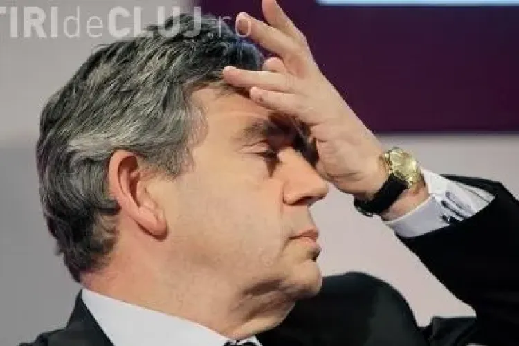 Premierul Gordon Brown si-a prezentat demisia 