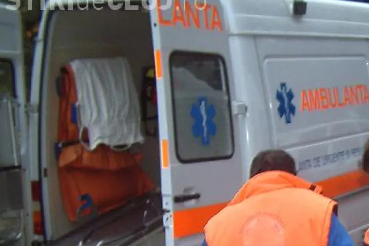 Angajatii de la Ambulanta Cluj ameninta cu greva generala daca le vor fi taiate salariile