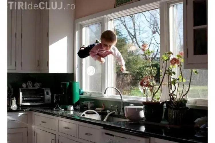 Bebelusul zburator! Fotograful care sfideaza tehnica: "Nu este ceea ce credeti voi"