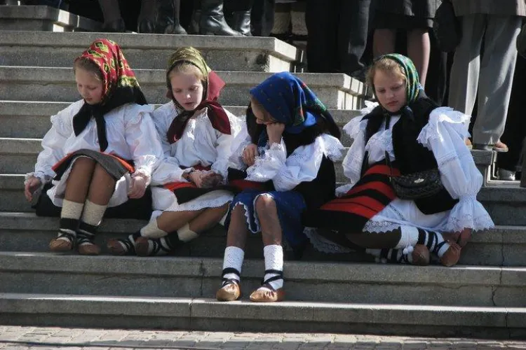 Spectacol artistic la Scoala Populara de Arte "Tudor Jarda" din Turda