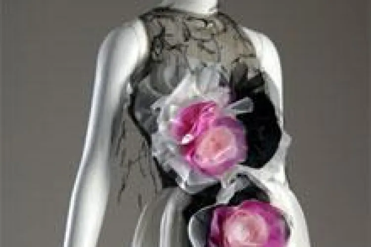 Expozitie de design vestimentar in 1 martie