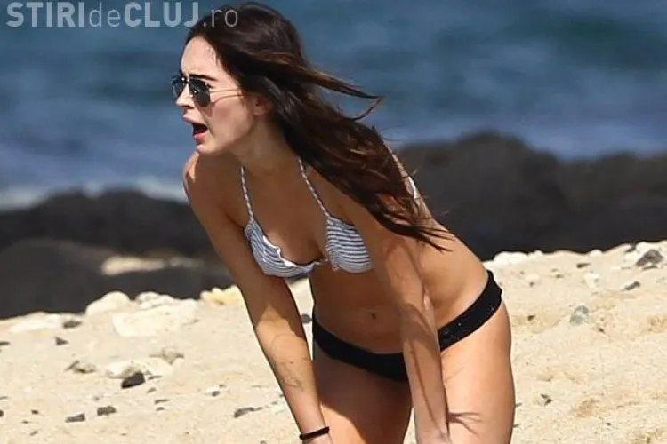 Megan Fox, vanata de paparazzi pe o plaja din Hawaii FOTO