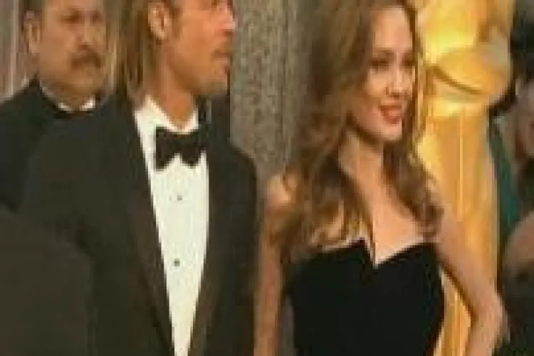 Angelia Jolie si Brad Pitt au uimit pe covorul rosu de la Oscar 