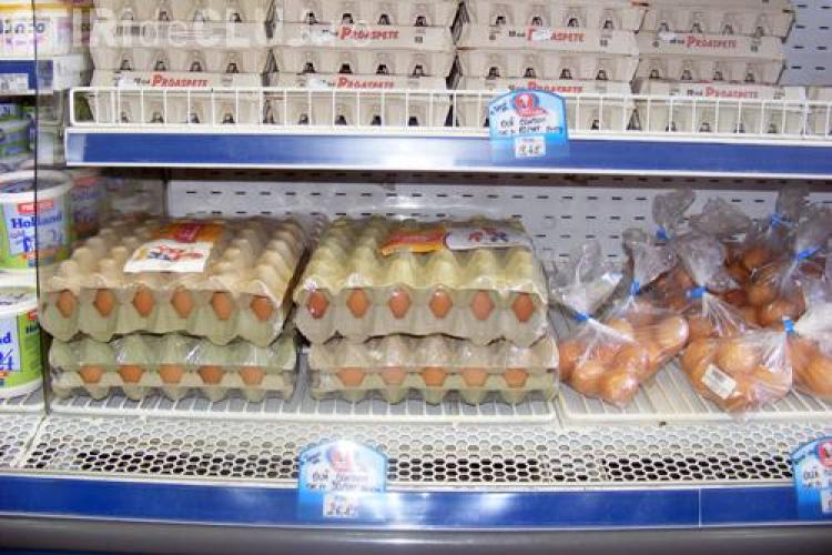  Preturile la oua sunt crescute artificial de hipermarketuri! Pretul de producator este 0.30 lei, iar la vanzare un ou costa peste 1 leu