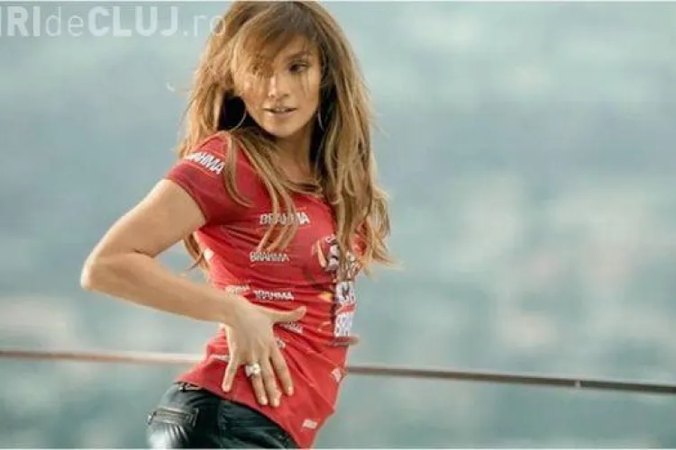 Jennifer Lopez, danseaza sexy intr-o reclama la bere VIDEO
