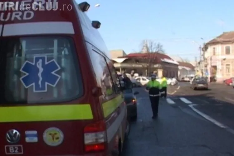 Copil lovit pe trecerea de pietoni, in fata scolii "Mihai Eminescu" din Dej