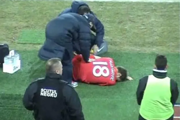 Martinovic s-a accidentat urat, impiedicandu-se in covorul sintetic de pe Cluj Arena VIDEO